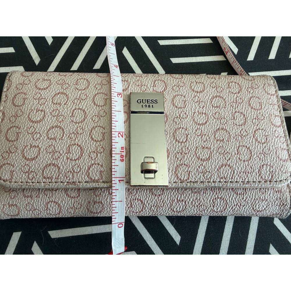 Guess One Size Pink Logo Wallet - Picture 6 of 6
